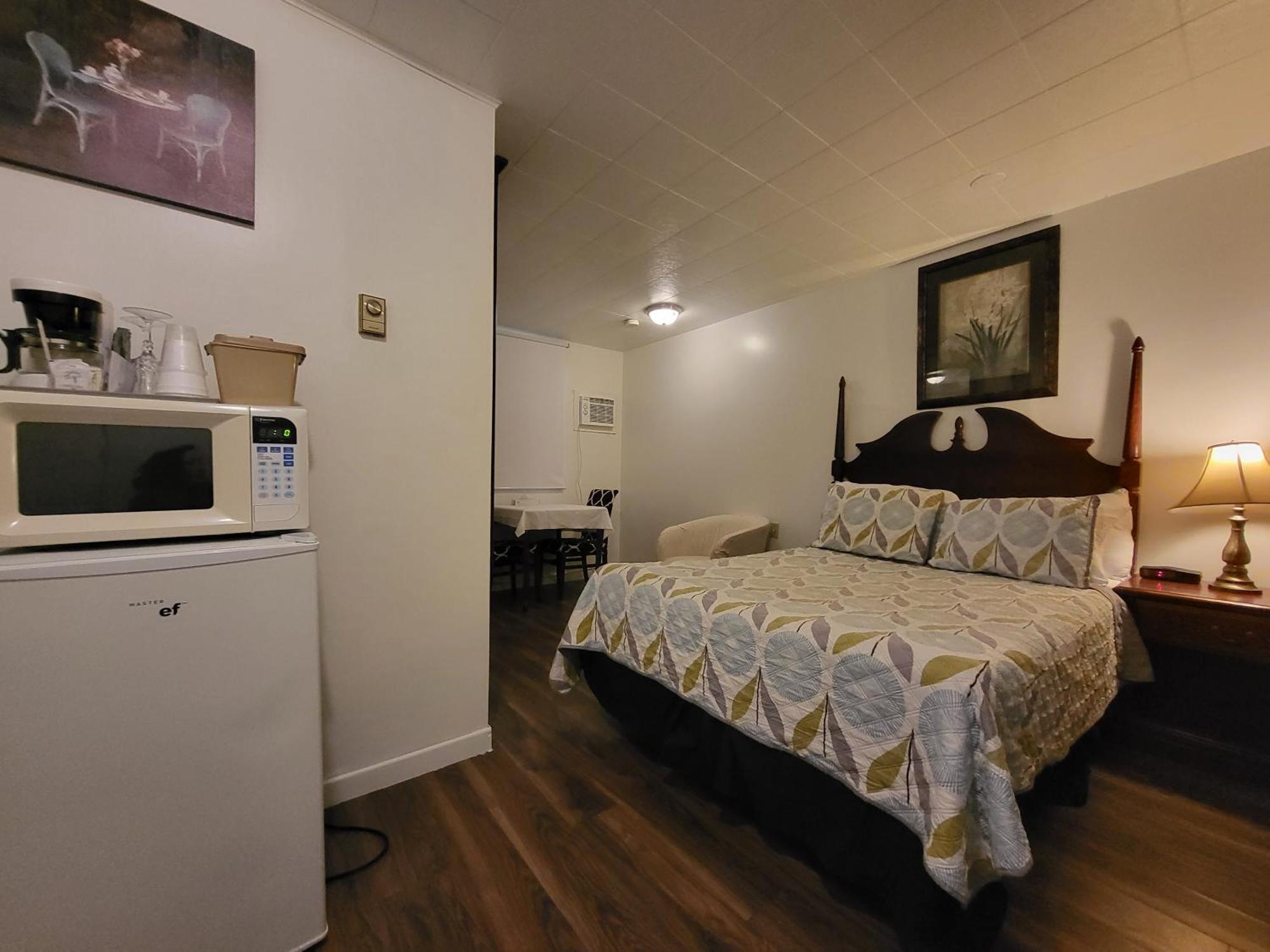 Motel Deblois Sainte-Anne-de-Beaupré Zimmer foto